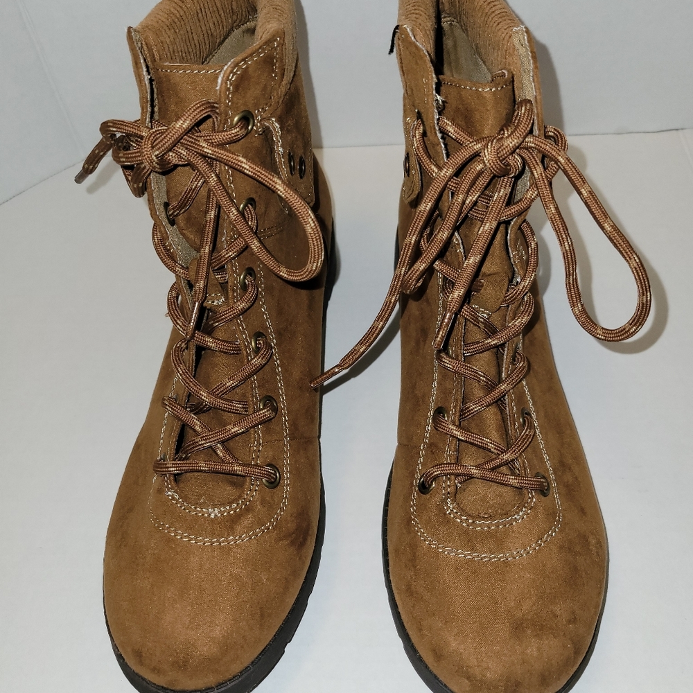 st johns bay Womens Boots Size 6 M Chestnut. - Picture 5 of 8